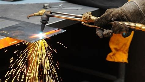 A Welding Torch Backfire May Be Caused By